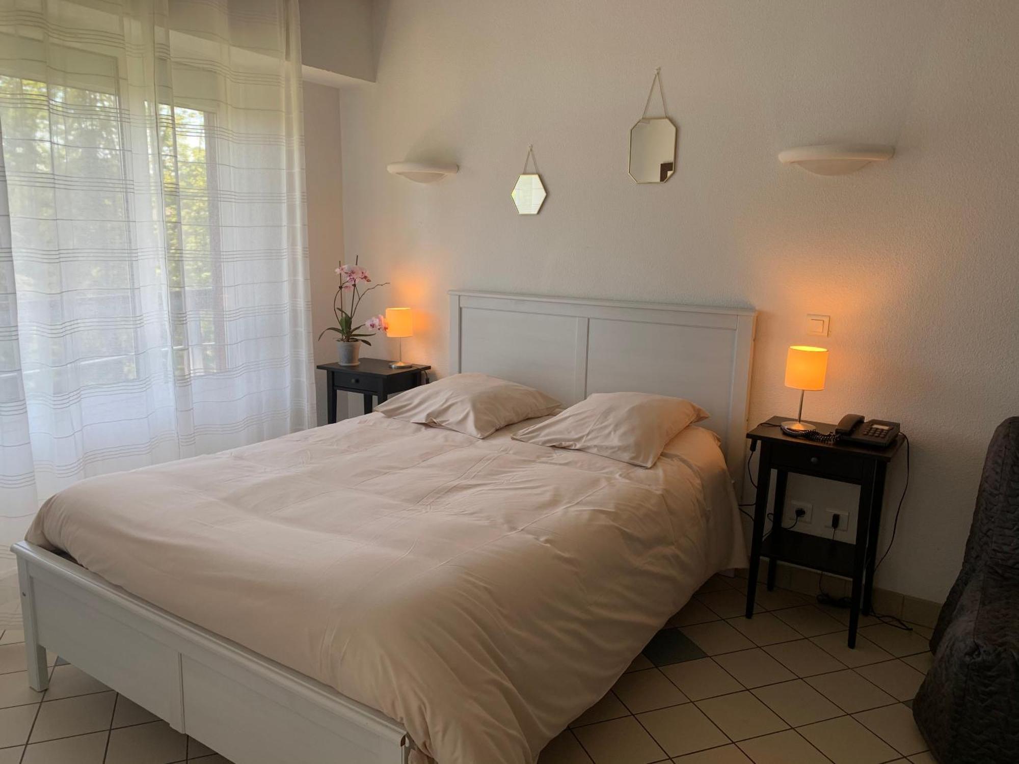 Residence "Les Fontaines" Des Thermes De Castera-Verduzan Bagian luar foto